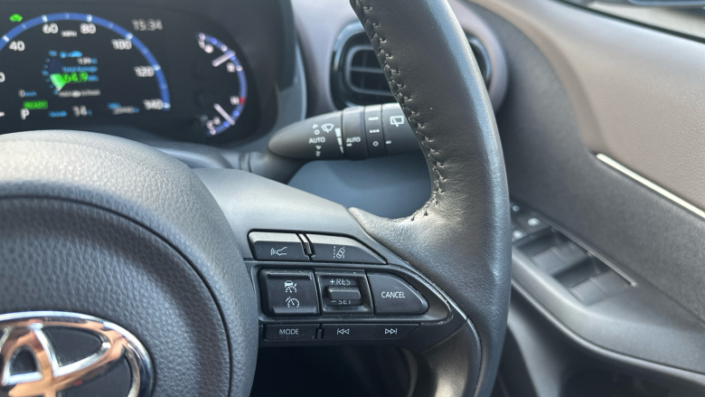 Toyota Yaris Cross 1.5 Hybrid Excel 5dr CVT Hybrid Estate